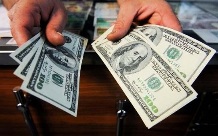 دلایل افزایش قیمت دلار در بازار آزاد 