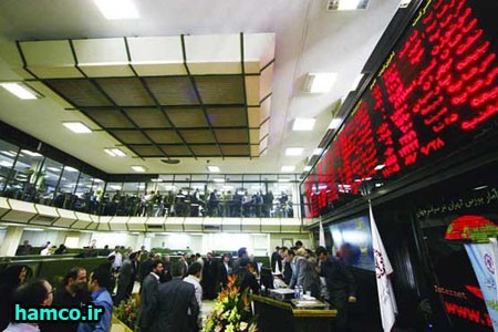 شاخص کل بورس تهران 240 واحد عقب نشست