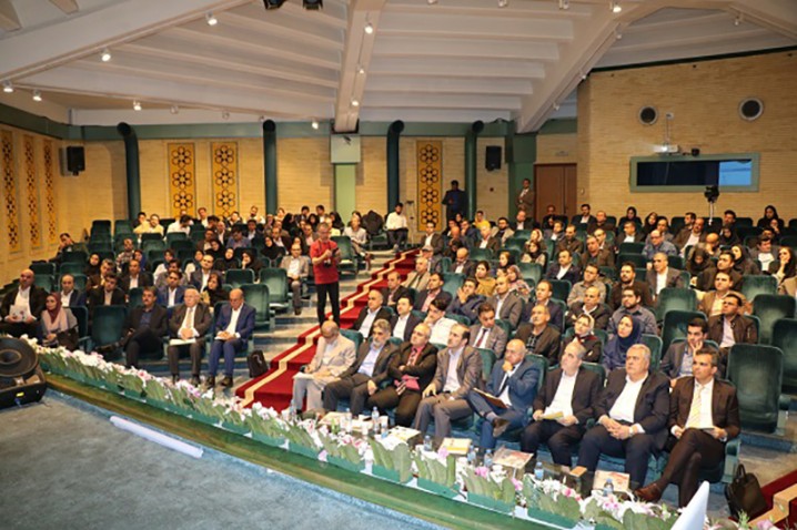 دبیر انجمن ملی ۷ مطالبه اساسی صنعت پلاستیک از دولت را مطرح کرد