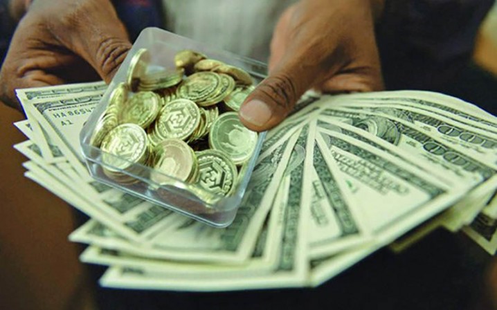 تغییر مسیر دلار و سکه