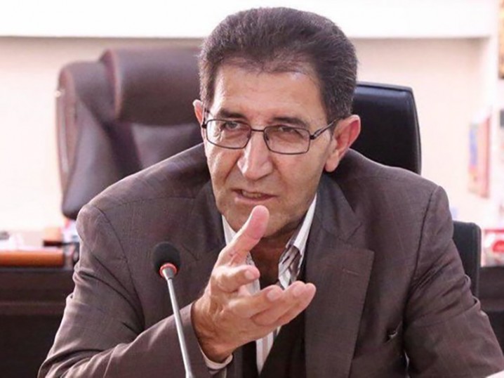 معاون استاندار لرستان: مواد پتروشیمی در اختیار تولید کنندگانی که اصلا تولید نداشتند قرار گرفت