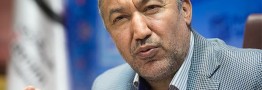 سرپرست شرکت نمایشگاههای بین المللی از یورو ۵۲۰۰ تومانی رونمایی کرد