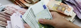 شتاب ریزش قیمتها در بازار ارز شدت گرفت/ ازدیاد فروشنده ها در بازار