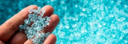 صنعت پلاستیک و پلیمر با بیش از ۱ میلیارد دلار ارزآوری جزو ۵ رشته ارزآور کشور شد
